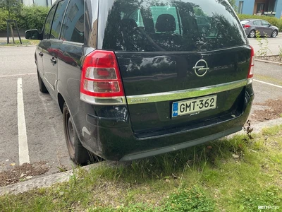 Opel Zafira 2010, kuva 4/4