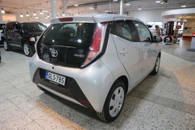 Toyota Aygo 1,0 VVT-i x-play 5ov 2016, kuva 8/8