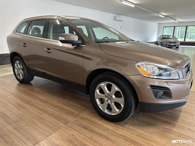 Volvo XC60 2,4D AWD Summum aut 2009, kuva 3/8