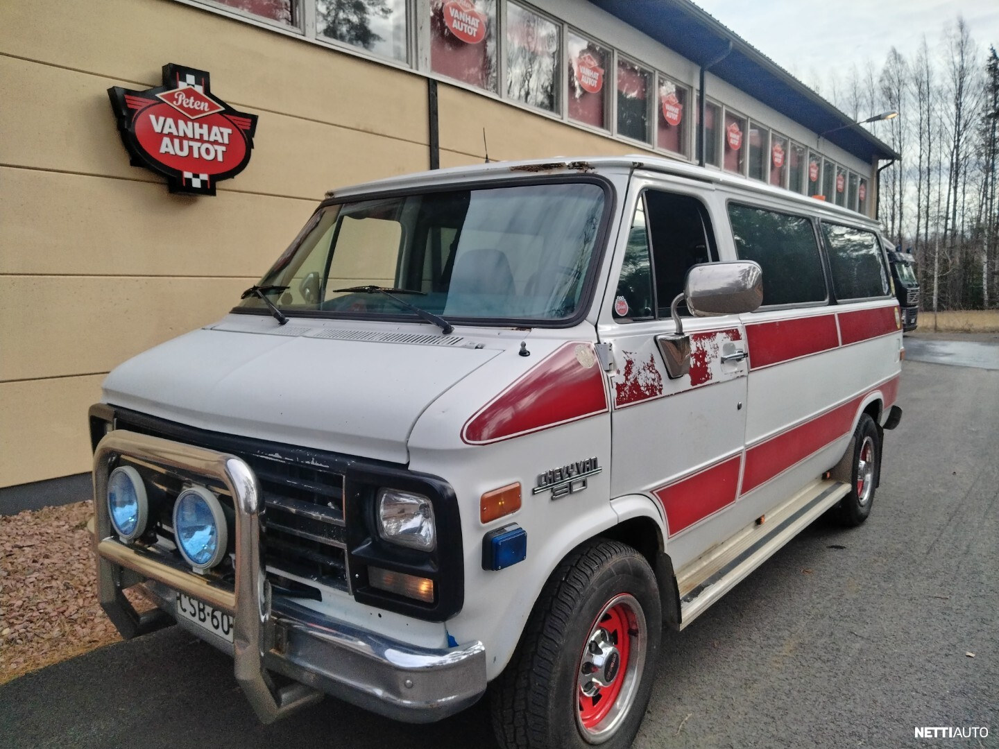 Chevrolet Chevy Van