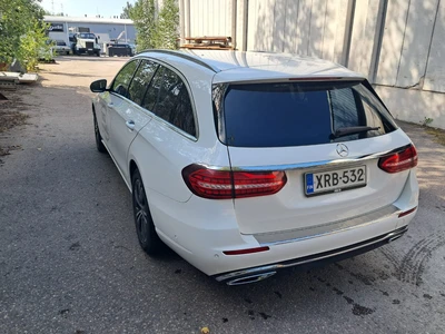 Mercedes-Benz E 220 2022, photo 6/16