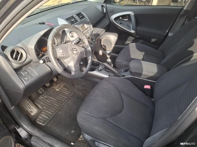 Toyota RAV4 2008, kuva 6/12
