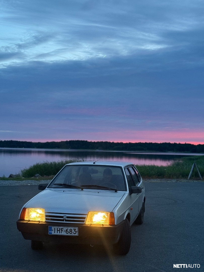 Lada Samara