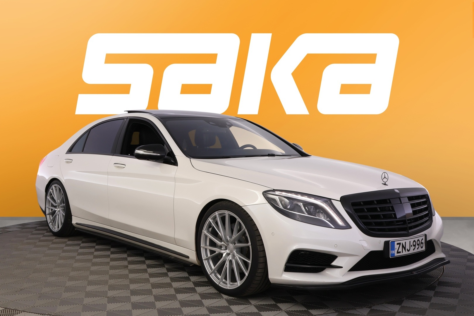 Mercedes-Benz S