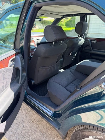 Mercedes-Benz E 200 Elegance 1998, kuva 6/13