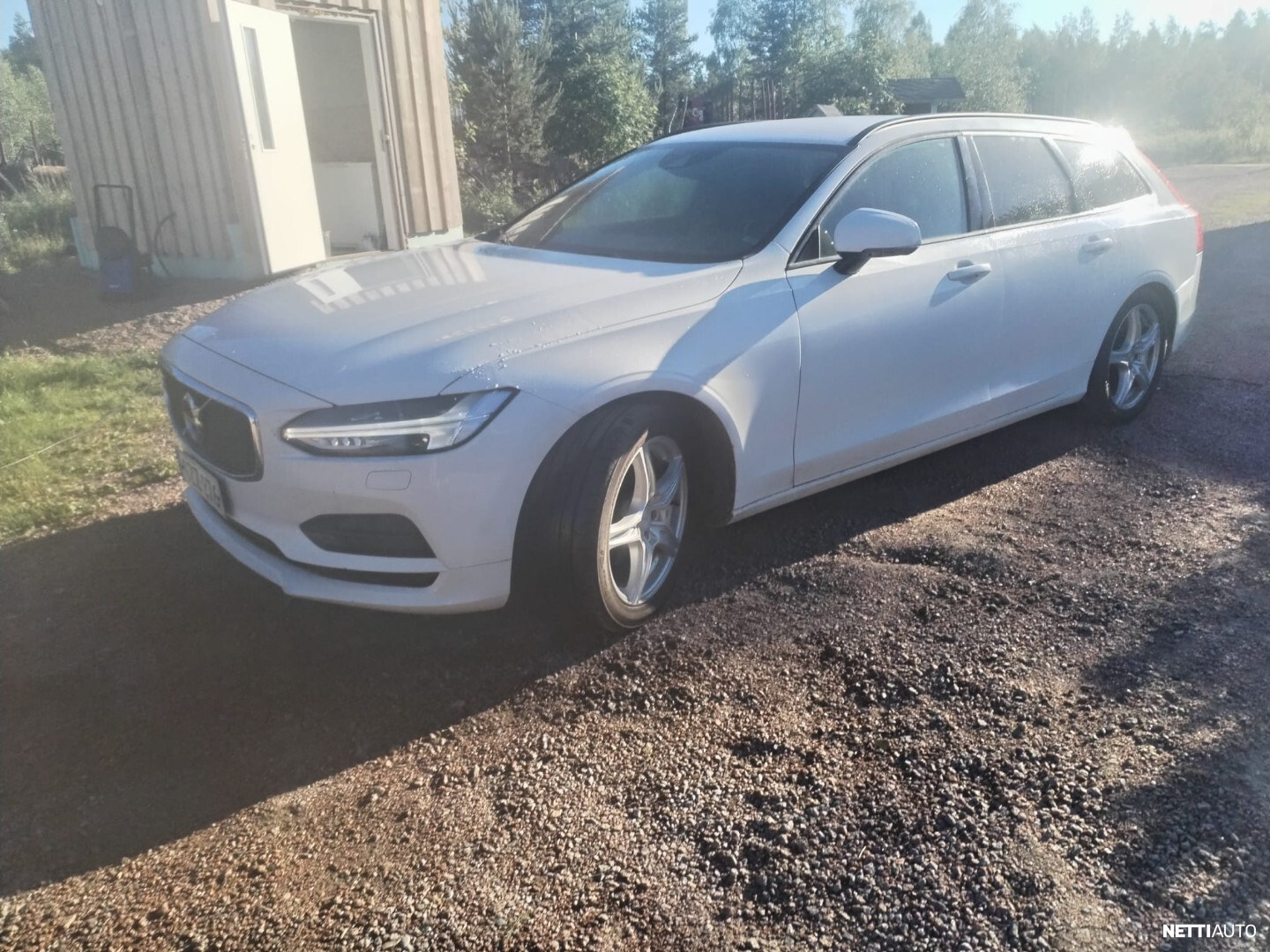Volvo V90