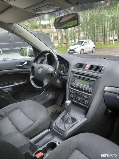Skoda Octavia 1,9 TDI Elegance 2008, photo 5/7