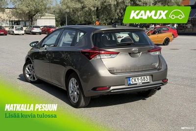 Toyota Auris 1,2 T Active Multidrive S 2016, kuva 2/6