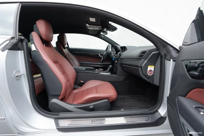 Mercedes-Benz E 350 E 350 Coupe 2009, photo 7/19