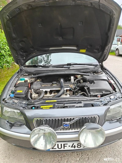 Volvo V70 2004, kuva 2/14