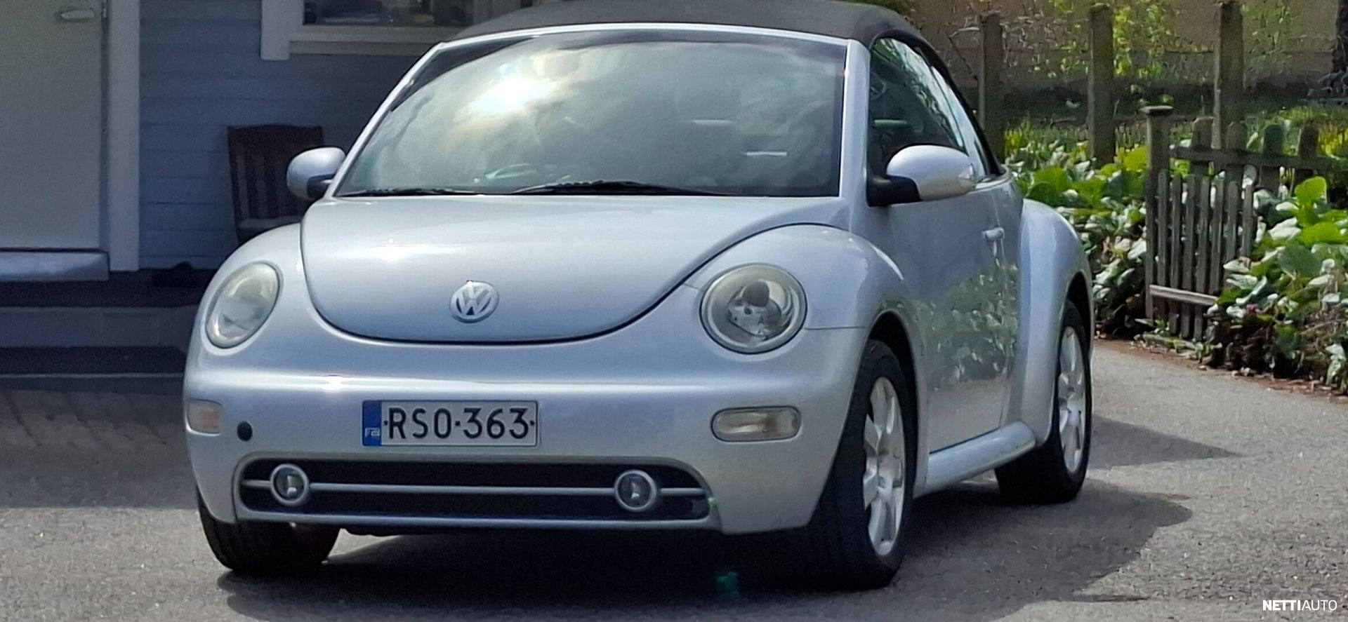 Volkswagen New Beetle