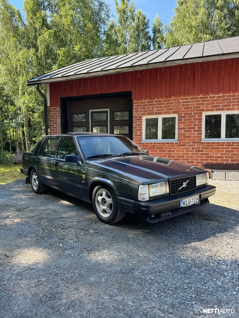 Volvo 740