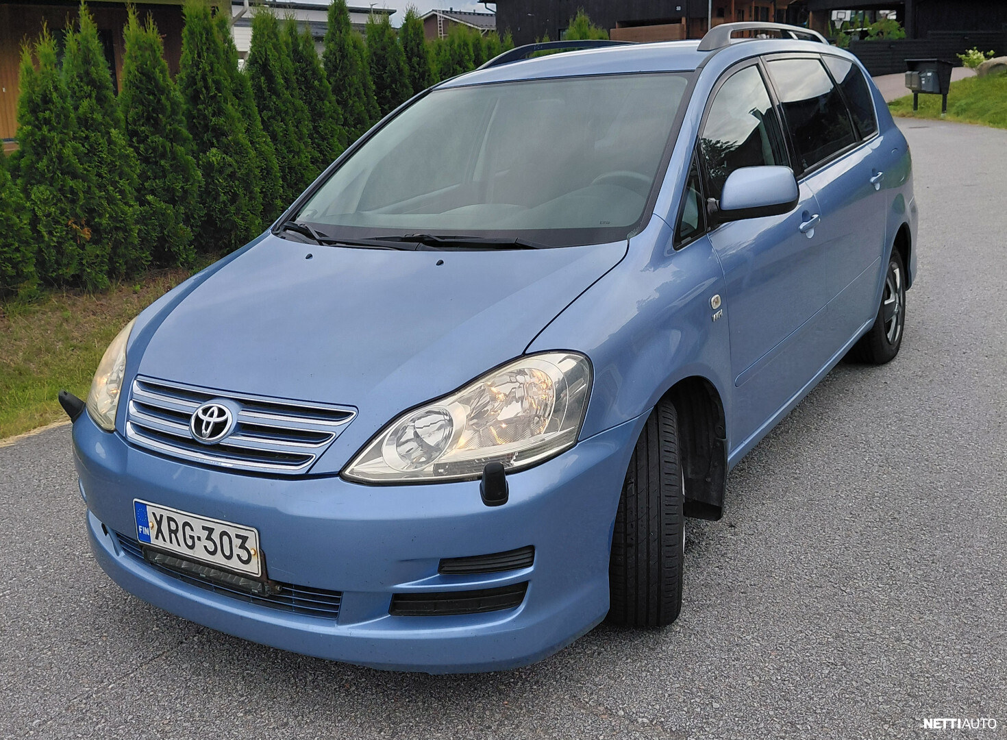 Toyota Avensis Verso