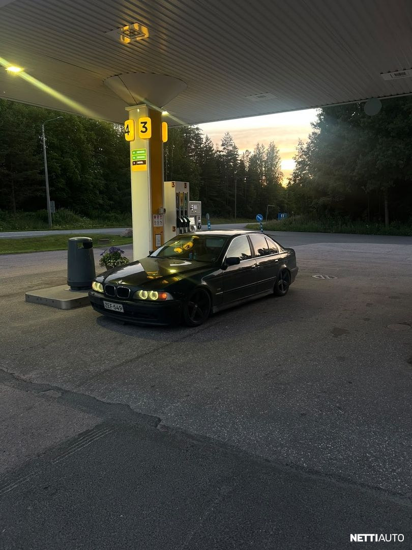 BMW 520