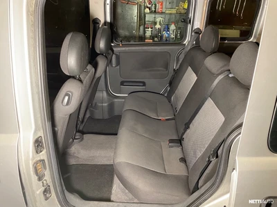 Opel Combo Combo-C 2010, photo 6/20