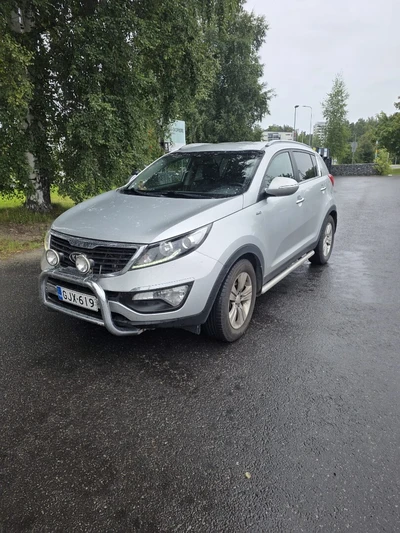Kia Sportage 2,0 AWD CRDi-R EX 2011, kuva 1/8