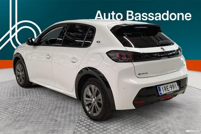 Peugeot e-208 2023, photo 3/10