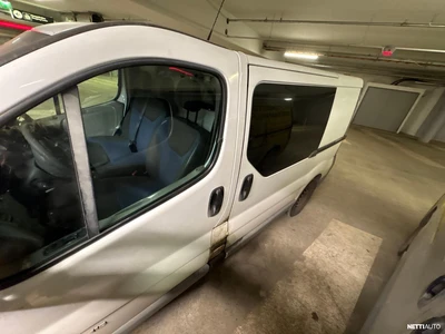 Renault Trafic 2012, photo 4/9