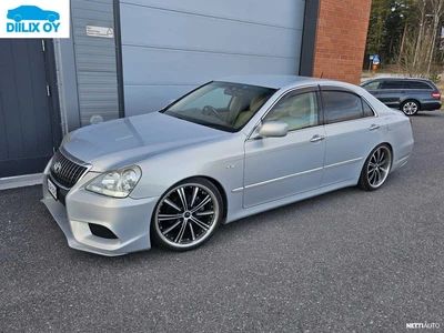 Toyota Crown 2005, kuva 4/10