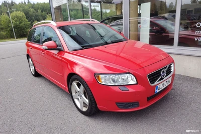 Volvo V50 1.6D DRIVe Classic 115hp 2011, photo 3/17