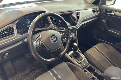Volkswagen T-Roc 2020, photo 3/46