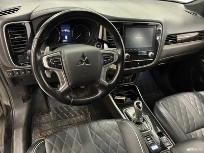 Mitsubishi Outlander PHEV Instyle 4WD 5P 2020, kuva 6/6