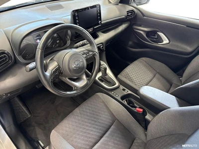 Toyota Yaris 1,5 Hybrid Active 2022, kuva 7/28