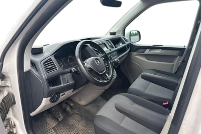 Volkswagen Transporter 2018, photo 3/3