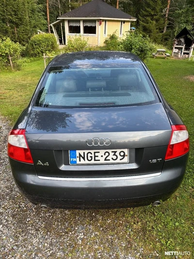 Audi A4 2004, photo 7/14