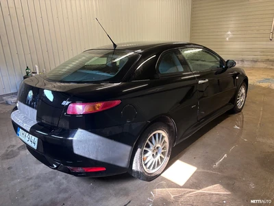 Alfa Romeo GT JTS 2009, kuva 3/5