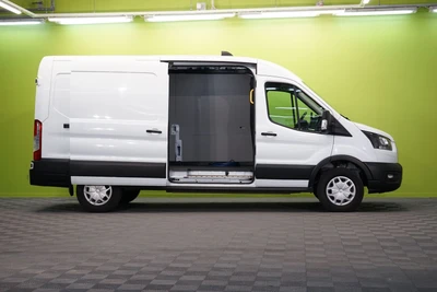 Ford Transit 2024, photo 4/23
