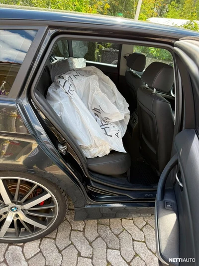 BMW 320 A E91 Touring 2010, kuva 7/10