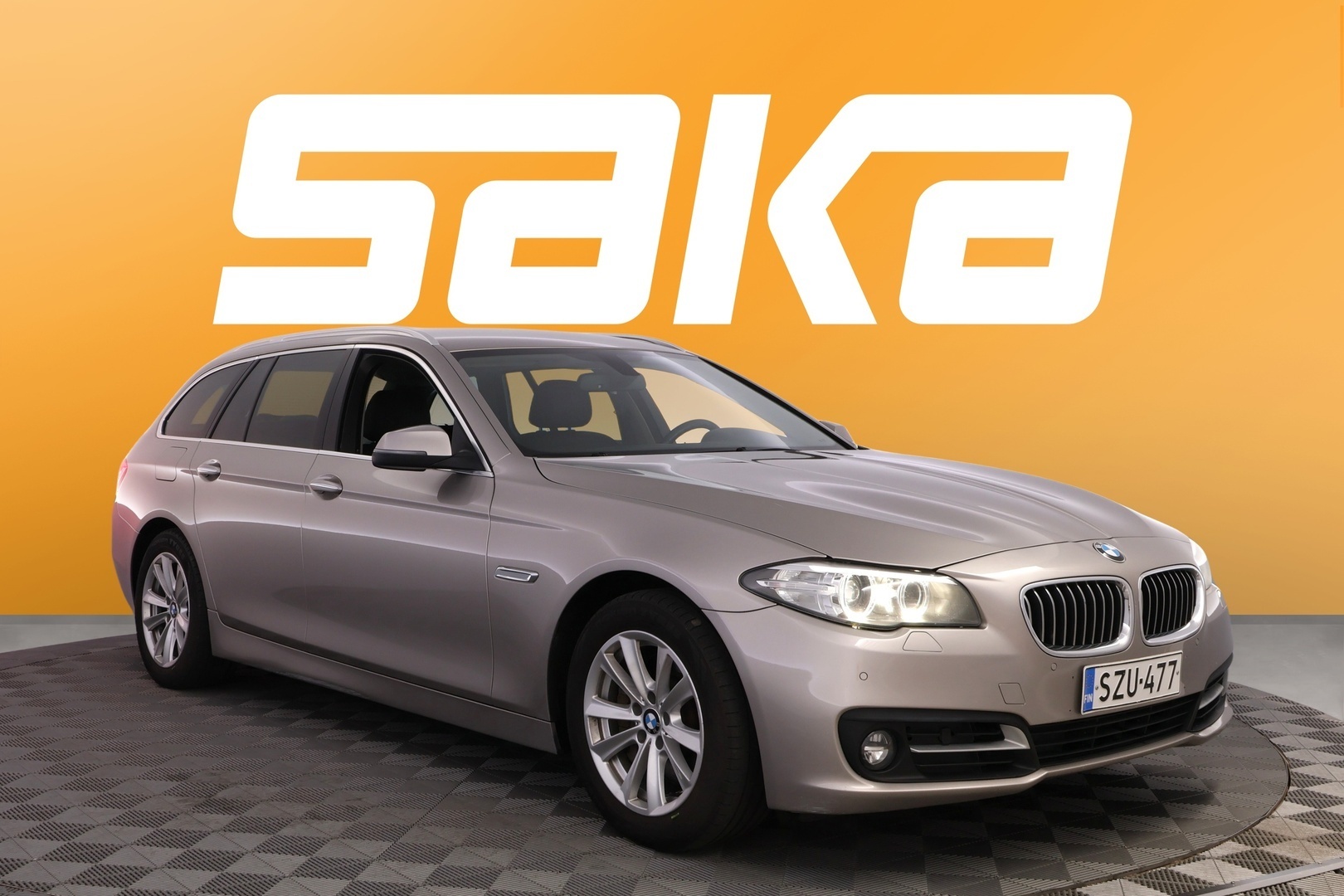 BMW 525