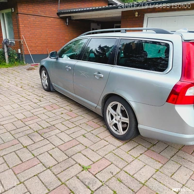 Volvo V70 2,0D Momentum 2010, kuva 7/14