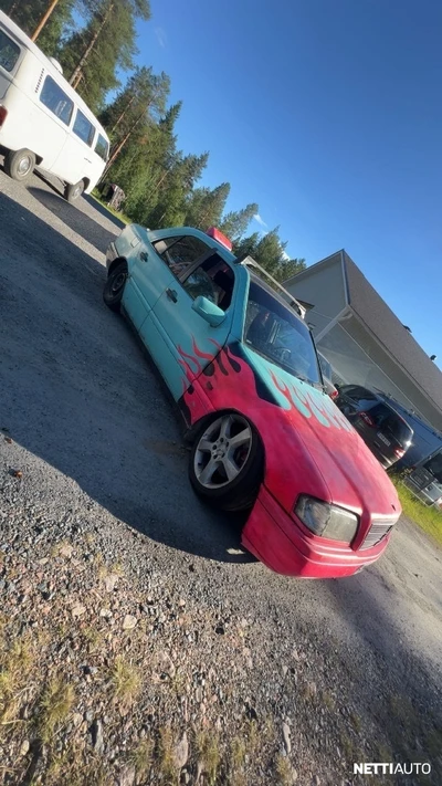 Mercedes-Benz 180 1995, photo 3/11