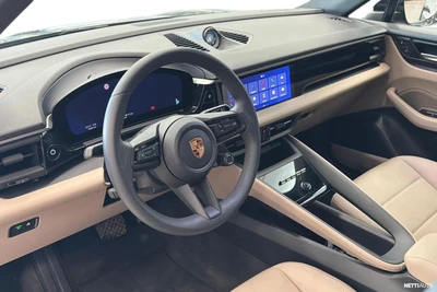 Porsche Macan Macan 2025, photo 6/10