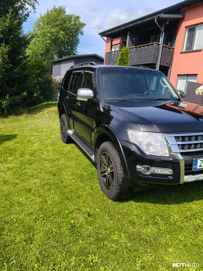 Mitsubishi Pajero 2017, photo 5/19