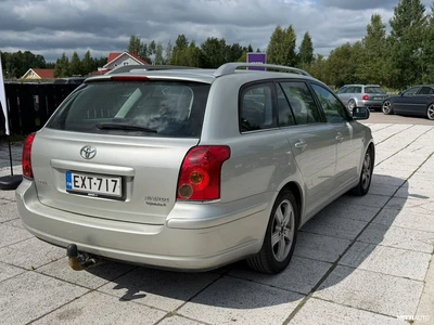 Toyota Avensis 1.8 VVT-i Linea Sol Wagon 2005, photo 2/3