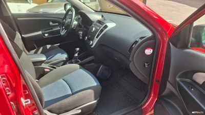 Kia Ceed 2011, kuva 5/14