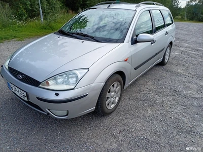 Ford Focus 2002, kuva 2/10