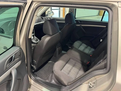 Skoda Octavia 2011, photo 7/9