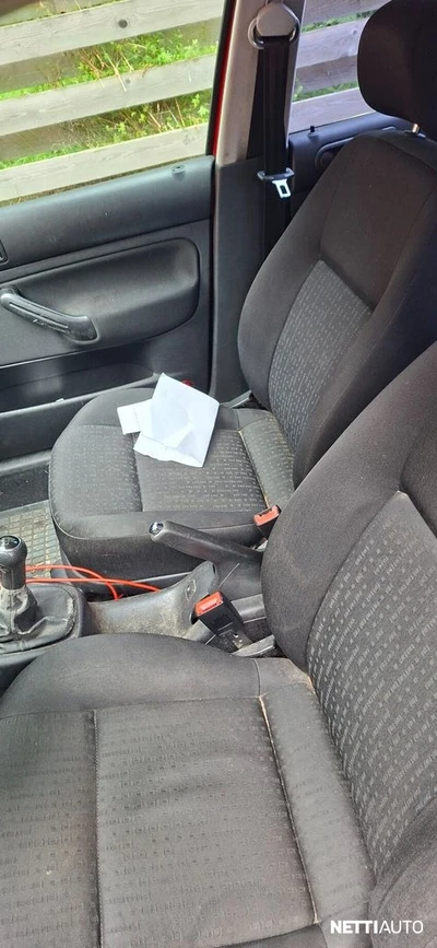 Volkswagen Golf 2002, kuva 5/11