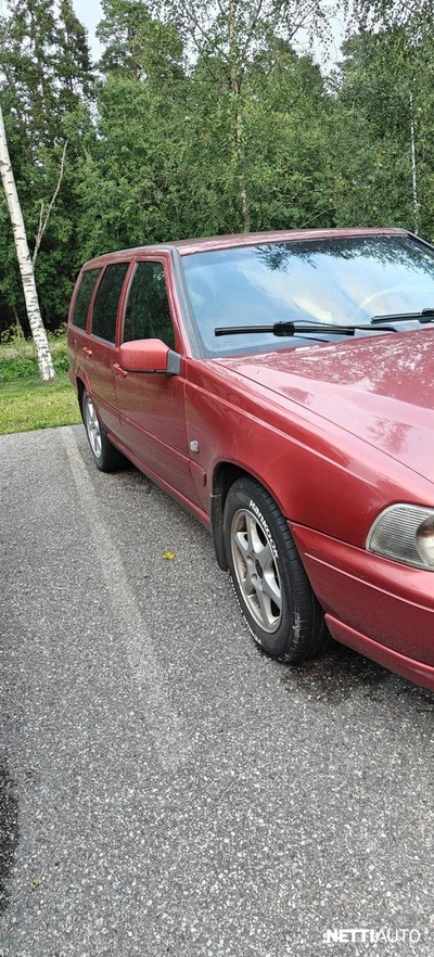 Volvo V70 1999, kuva 3/4