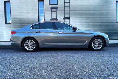 BMW 520 G30 Sedan 520d A Business 2017, photo 5/22