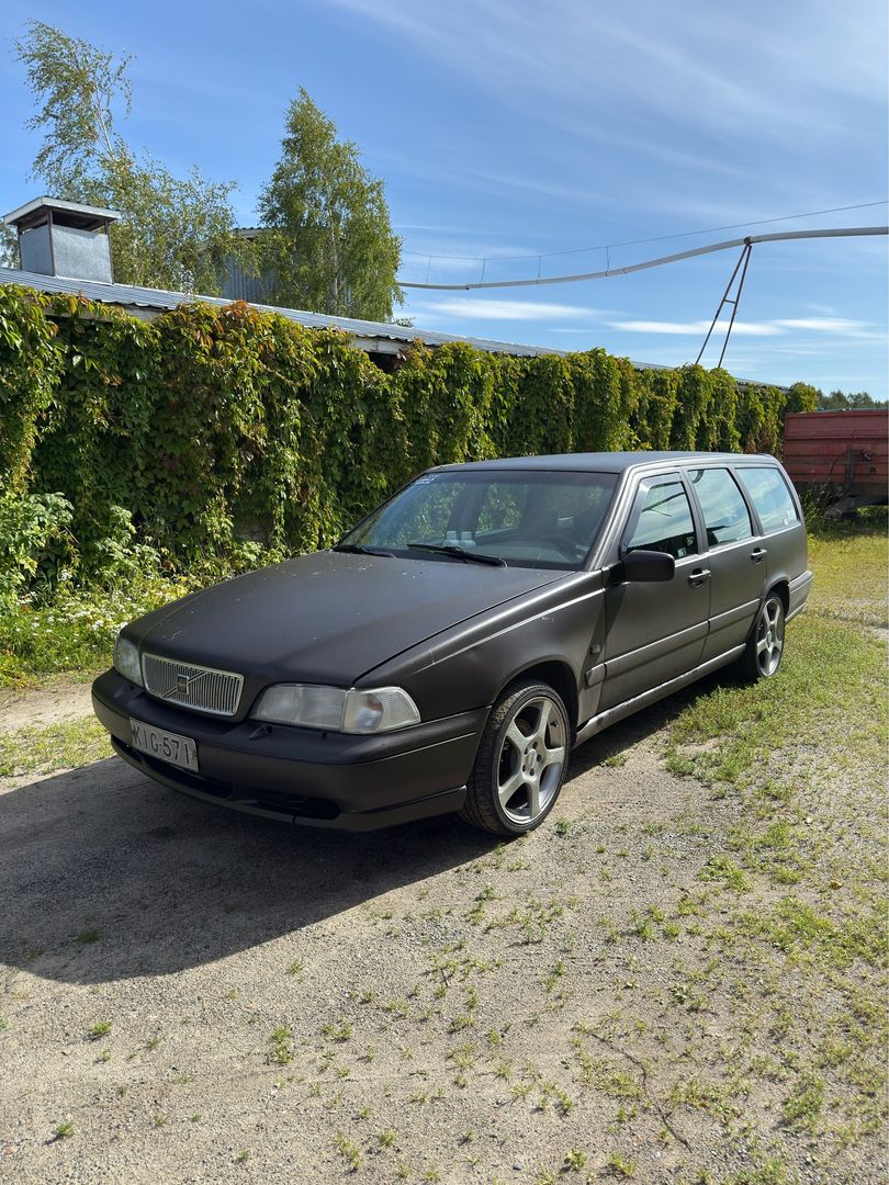 Volvo V70