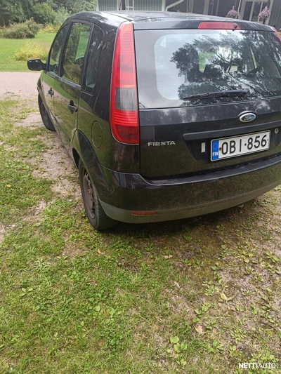 Ford Fiesta 1.3 ketjukone 2004, photo 3/6