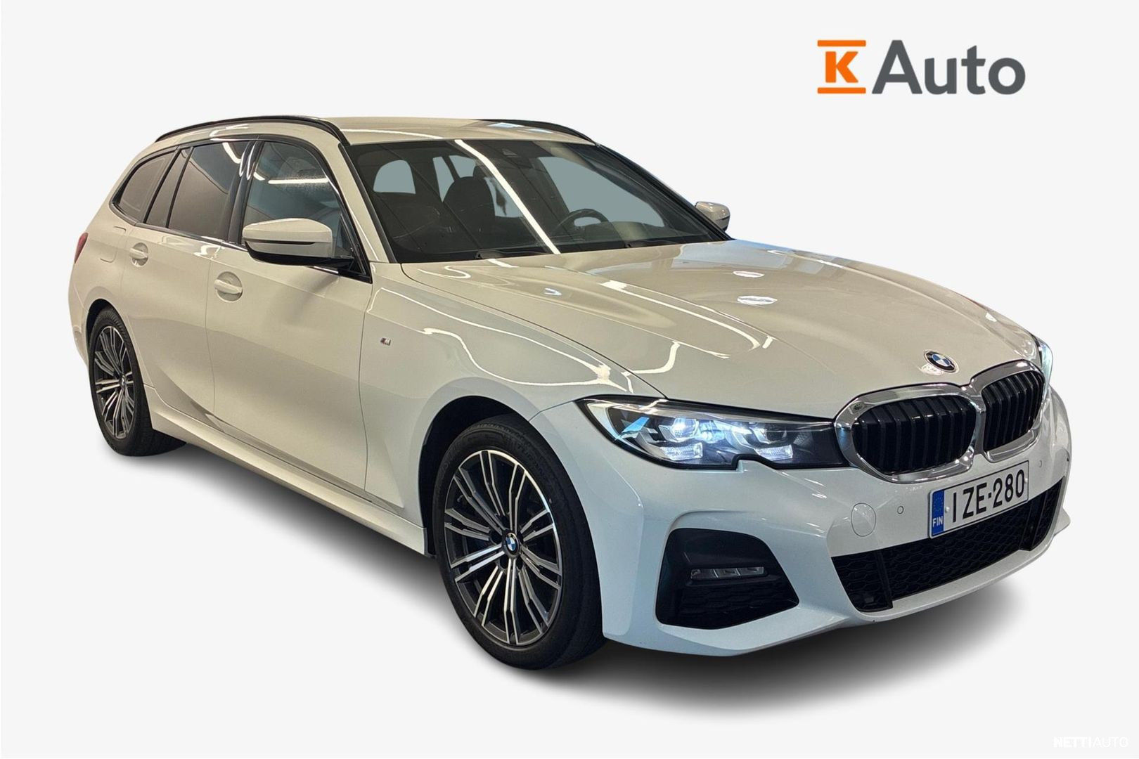 BMW 330
