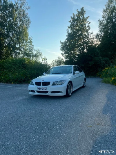 BMW 318 2006, photo 2/23