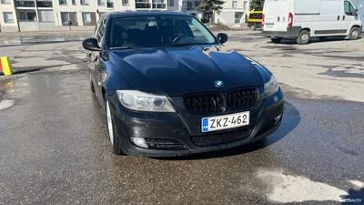 BMW 325 2009, photo 5/6