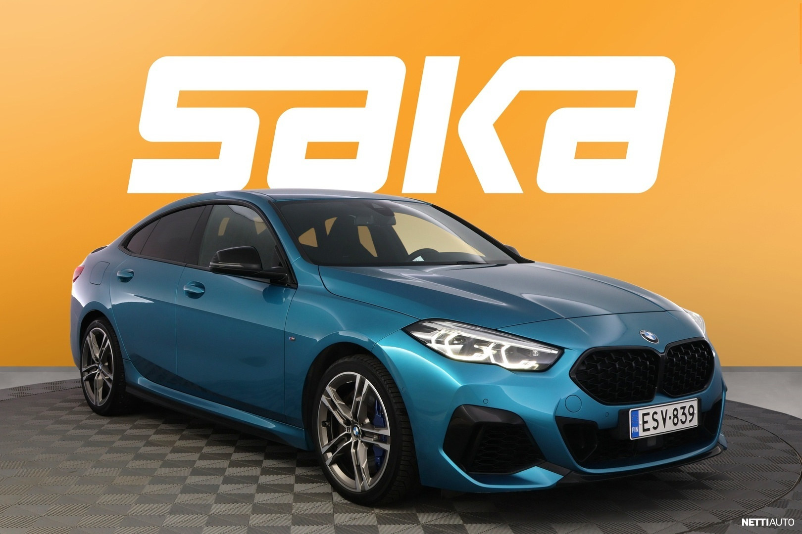 BMW M235i